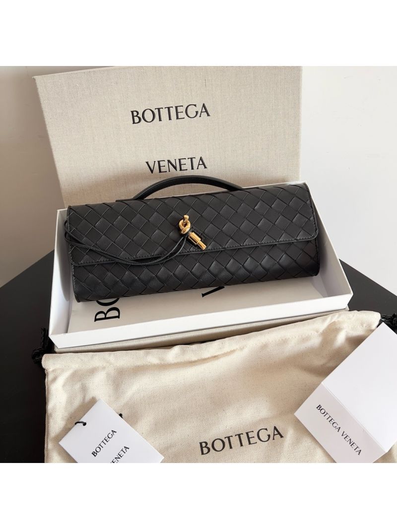 Bottega Veneta BV Long Clutch Andiamo With Handle Intrecciato Lambskin Leather 741511 Black