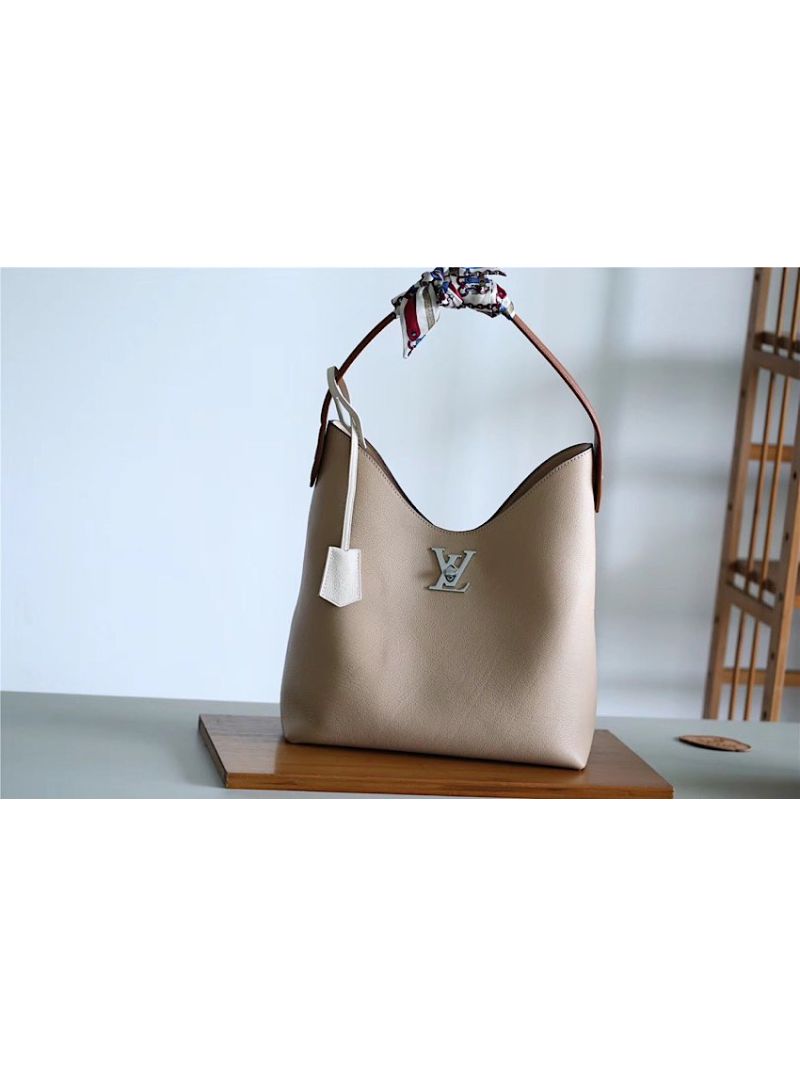 Louis Vuitton LV Lockme Hobo M44330 Beige