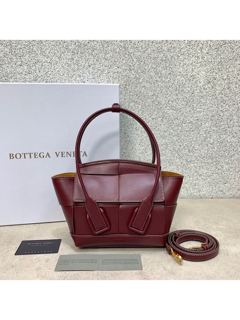 Bottega Veneta BV Mini Arco 29 Bag In French Calf 600606 Bordeaux