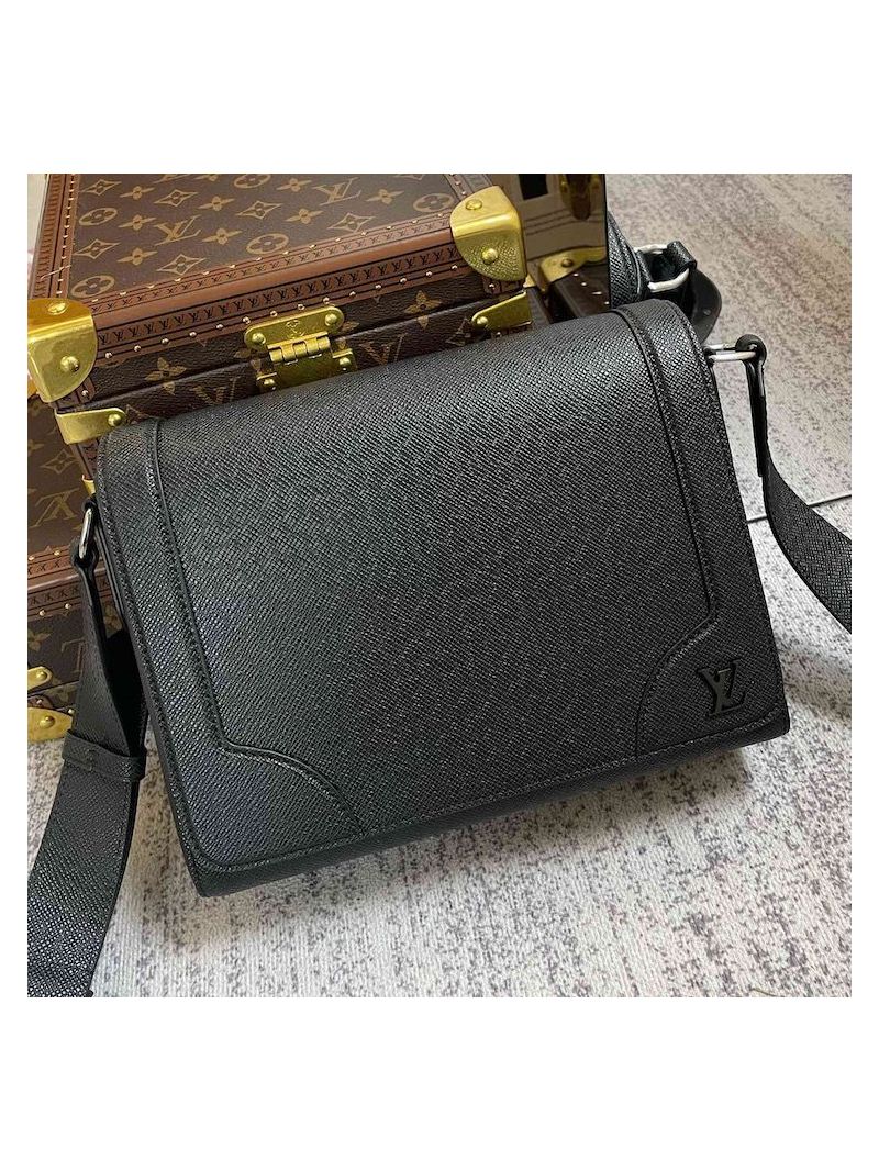 Louis Vuitton LV New Flap Messenger M30813 Black Taiga Leather