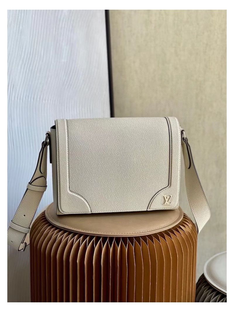 Louis Vuitton LV New Flap Messenger M30813 Beige Taiga Leather