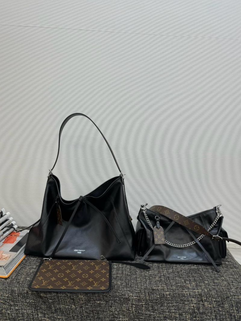 Louis Vuitton LV CarryAll Dark MM Handbag M25143