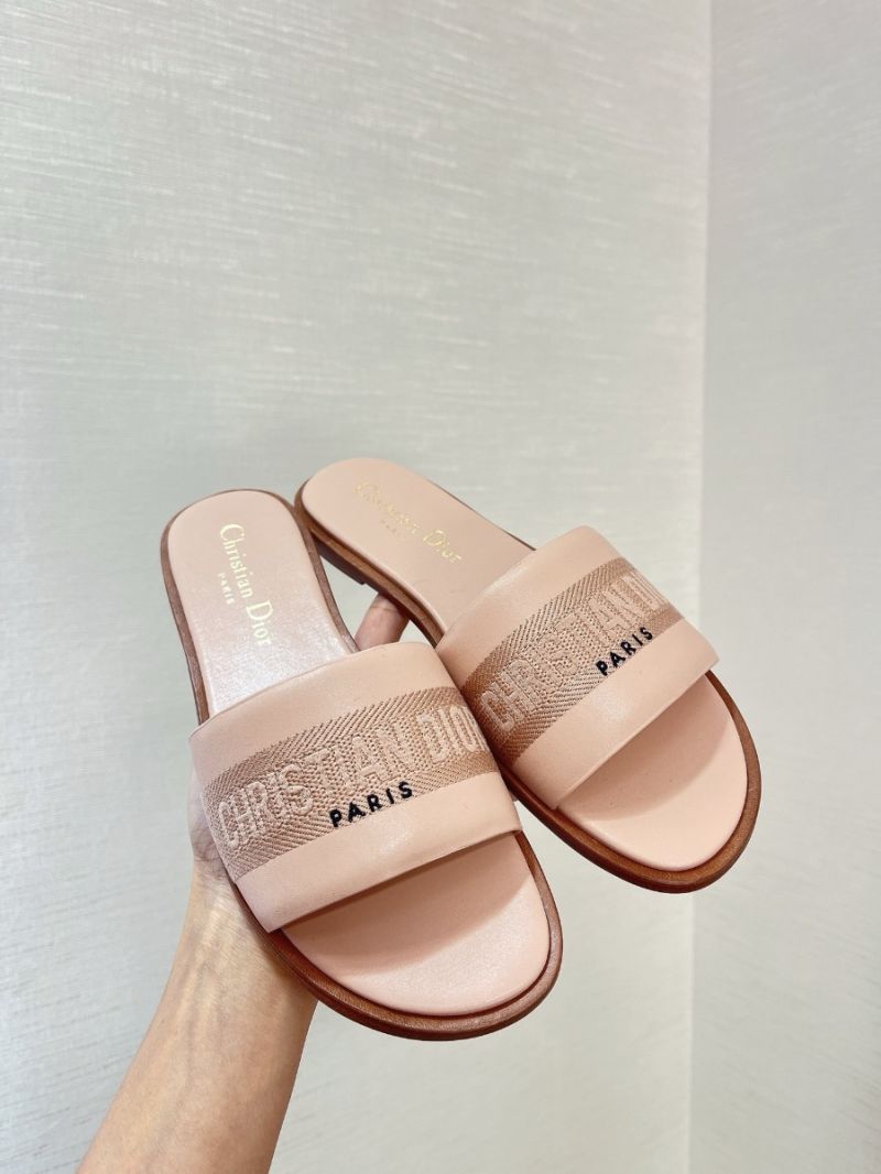 Dior Dway Slide Dway Slide Calf leather and embroidered cotton KCQ986C Nude