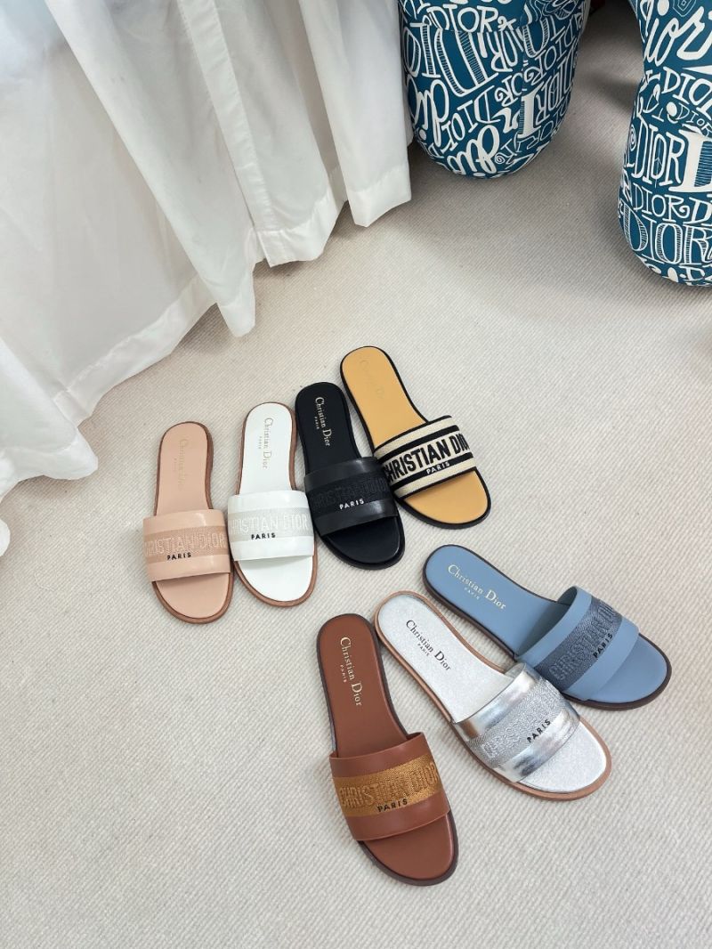 Dior Dway Slide Dway Slide Calf leather and embroidered cotton KCQ986C White