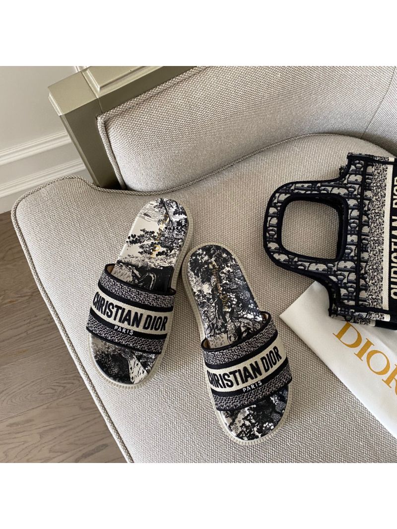 Dior Dway Slide Embroidered Cotton KCQ550