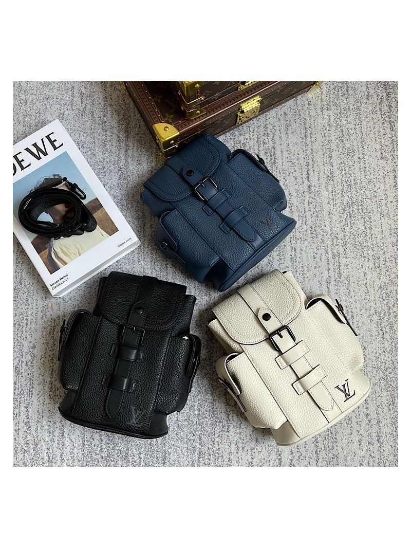 Louis Vuitton LV Christopher XS M58493 Black Taurillon leather