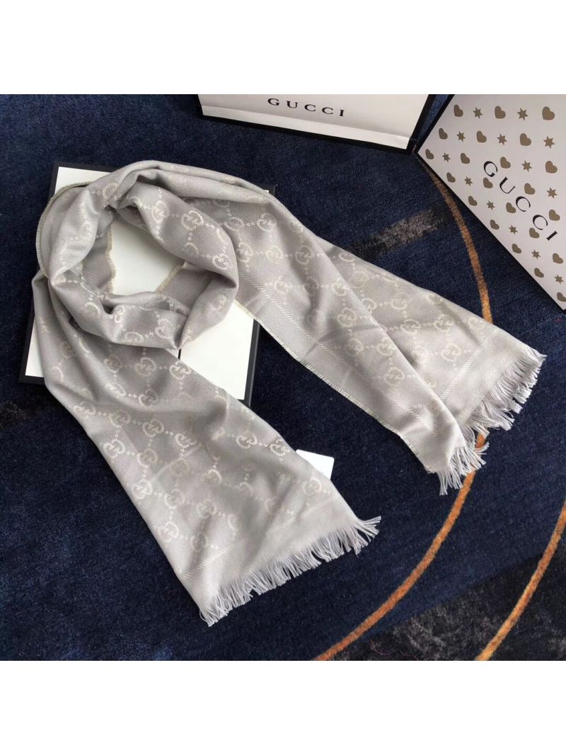 Gucci GG Jacquard Pattern Knitted Scarf Light Grey