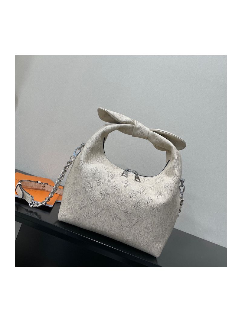 Louis Vuitton LV WHY KNOT PM Mahina calf M20703 Cream
