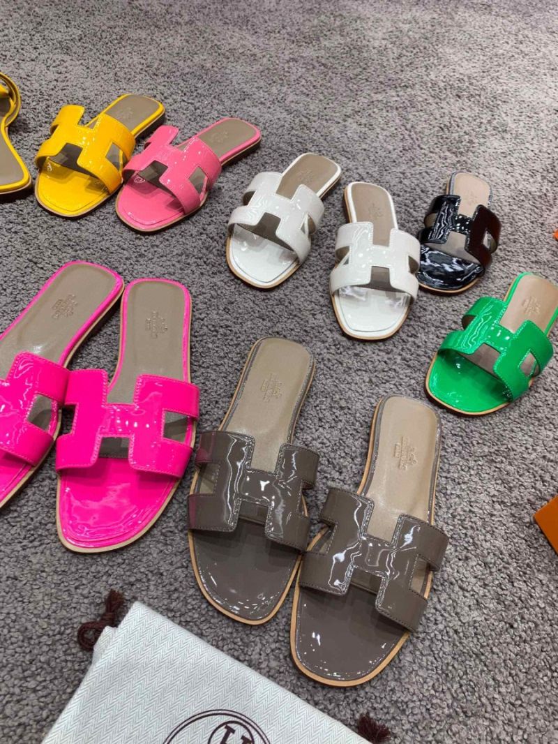 Hermes Oran Sandals 1cm 5cm in Patent Leather II