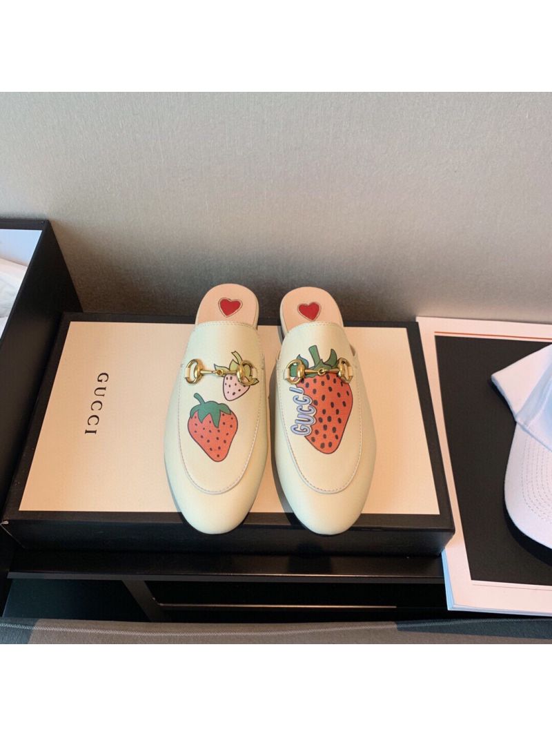Gucci Princetown Leather Slipper 505268 White with Strawberry Print 