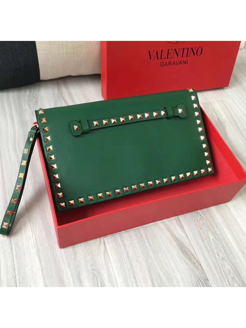 Valentino Garavani Rockstud Flap Wristlet Clutch Bag Green