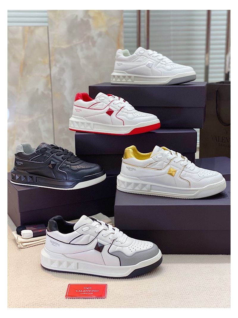 Valentino One Stud Low-Top Nappa Sneaker Men Female WY2S0E71 Black