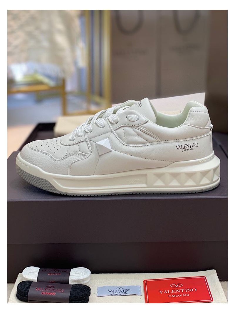 Valentino One Stud Low-Top Nappa Sneaker Men Female WY2S0E71 White