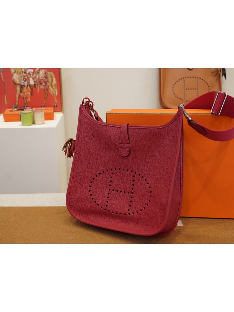 Hermes Evelyne Bag in Claret red Clemence leather
