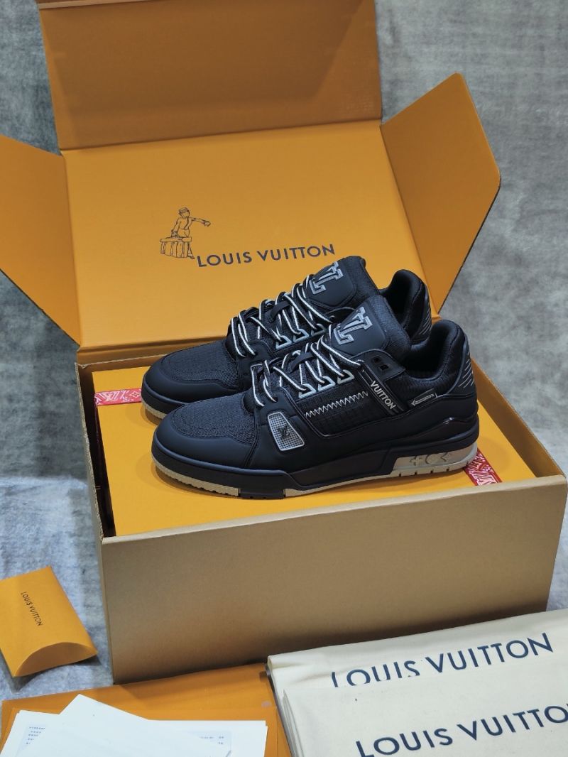 Louis Vuitton LV Ski Capsule Men Female Trainer Sneaker 1ADEWO Black