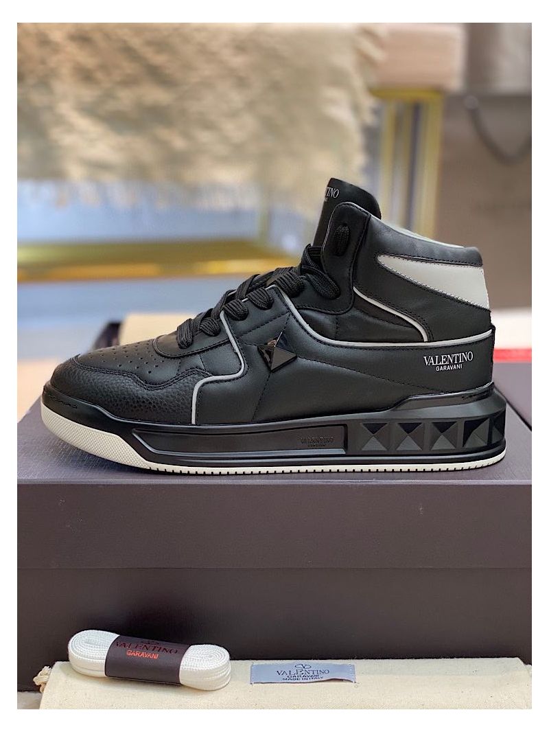 Valentino One Stud Mid-Top Nappa Sneaker WY2S0E63 Men Female Black