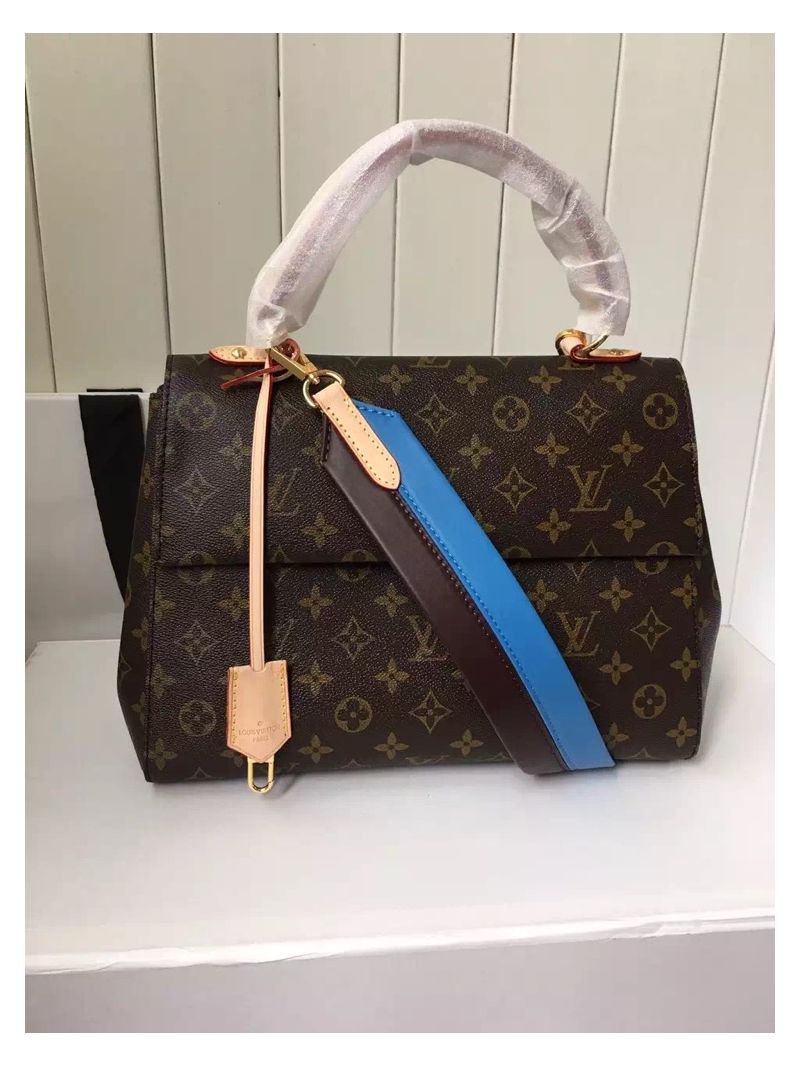 Louis Vuitton Cluny MM - Monogram Canvas