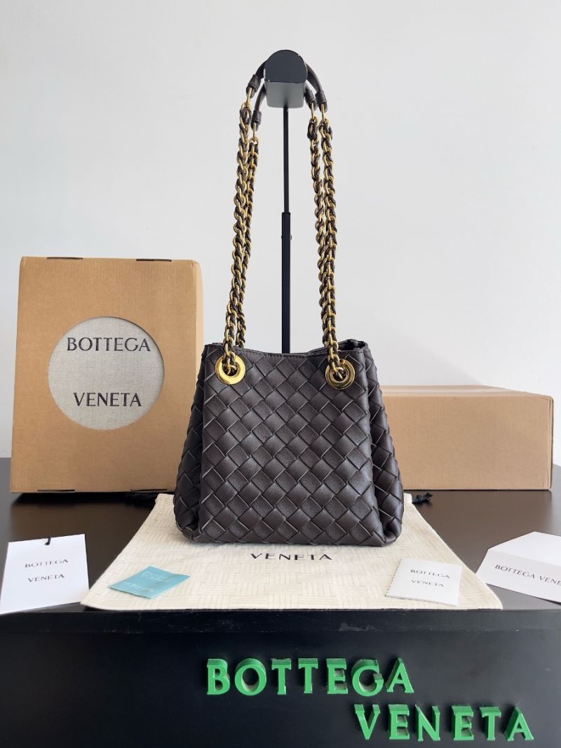 Bottega Veneta BV Small Parachute Chain Shoulder Bag 817175 fondant