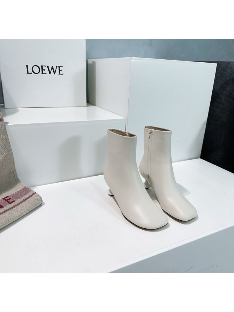 Loewe Toy Ankle Bootie in Nappa Lambskin L815286X24 White