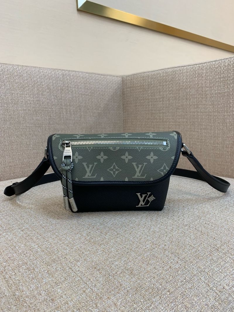 Louis Vuitton LV Pulse Wearable Wallet M12618 Khaki/Black