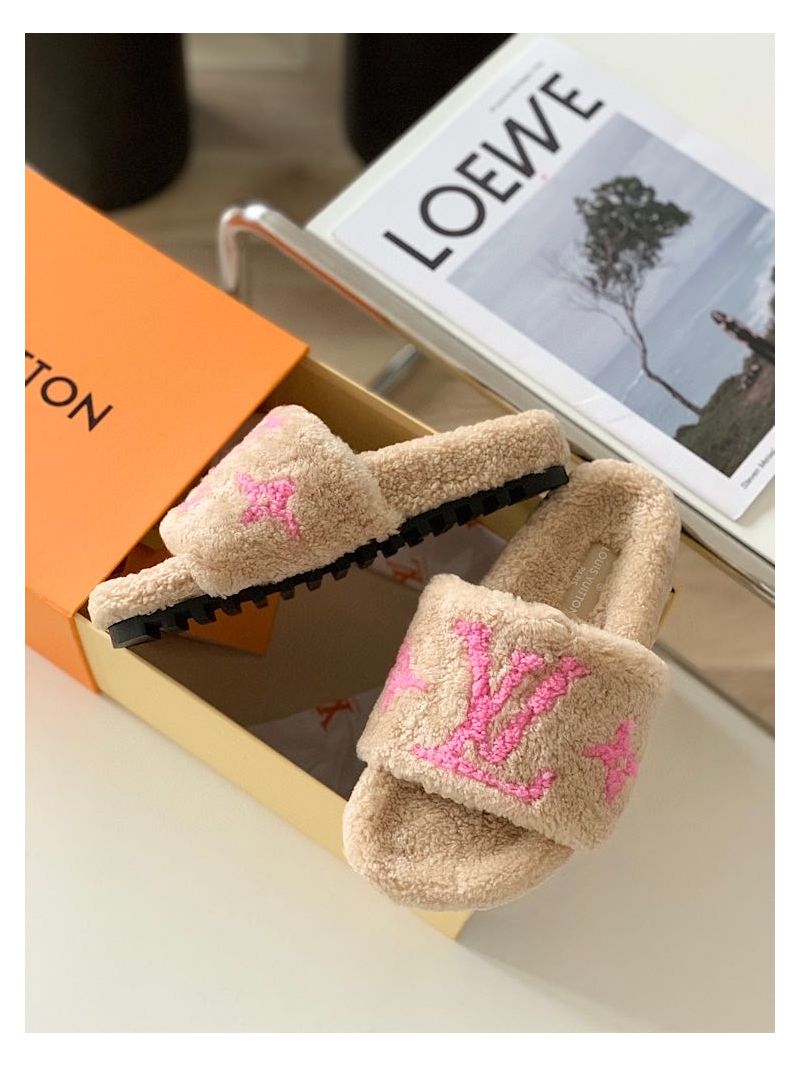 Louis Vuitton LV Paseo Flat Comfort Mule 1A8VGF Beige