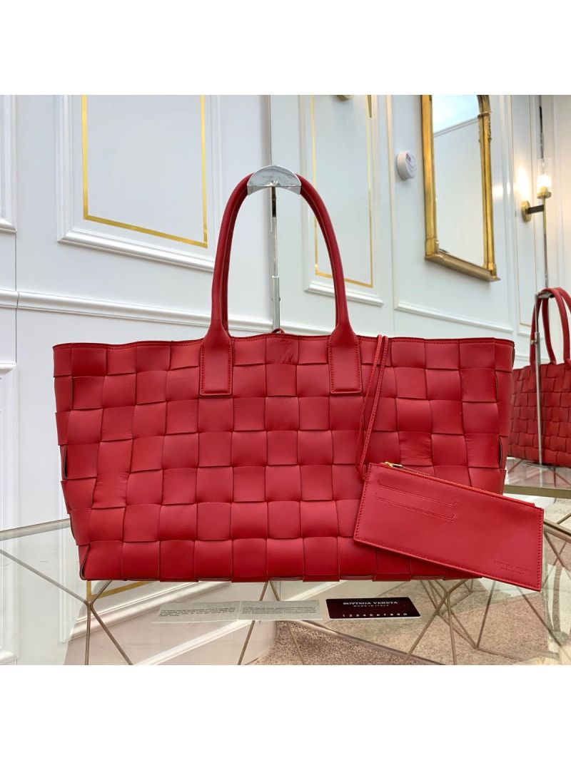 Bottega Veneta BV Medium Tote In Maxi Intreccio 576828 Red