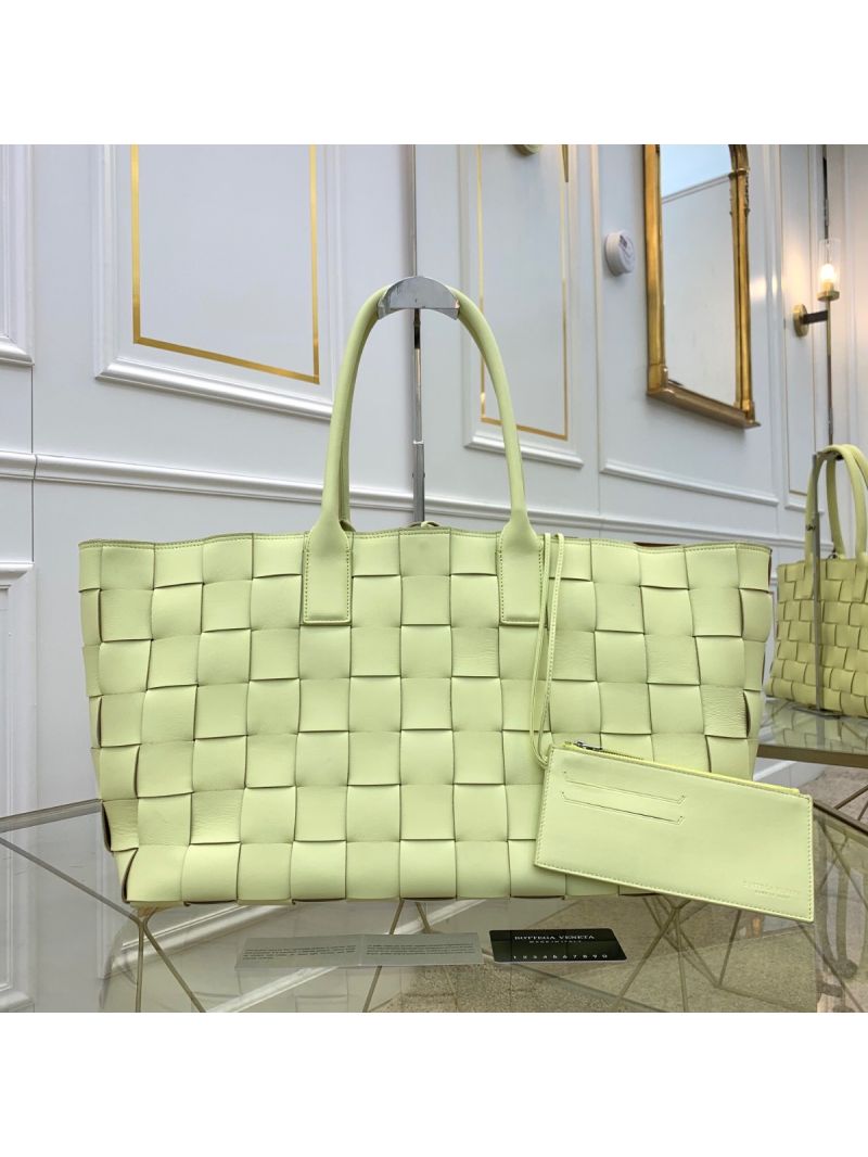 Bottega Veneta BV Medium Tote In Maxi Intreccio 576828 Lemon