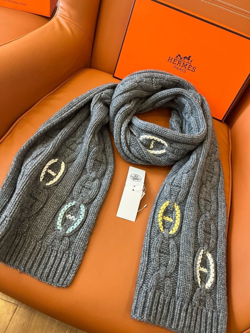 Hermes Tri-Link Cashmere Knit Scarf with Leather Details H394073T Grey