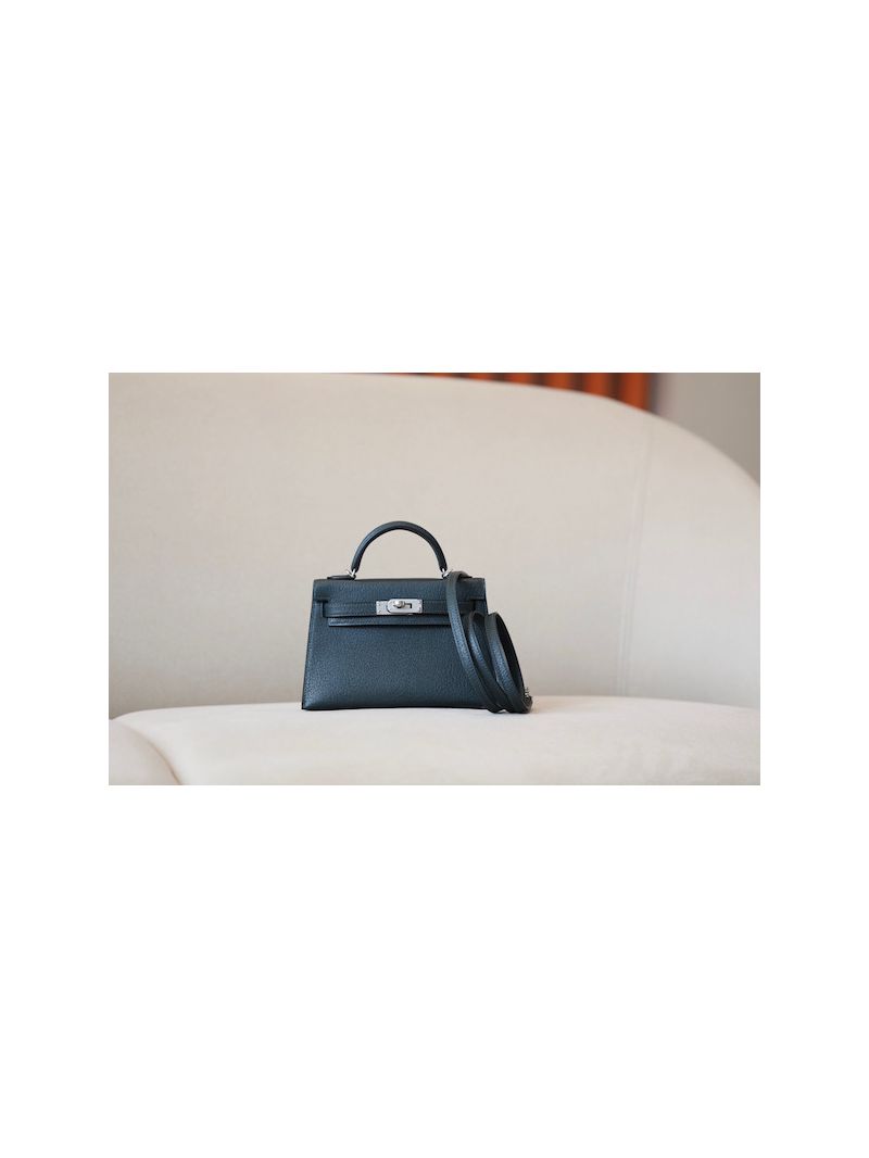 Hermès Chevre Mysore Leather Mini Kelly Sellier II 20 Bag Bi-Color Vert Cypress w Blue de Nord