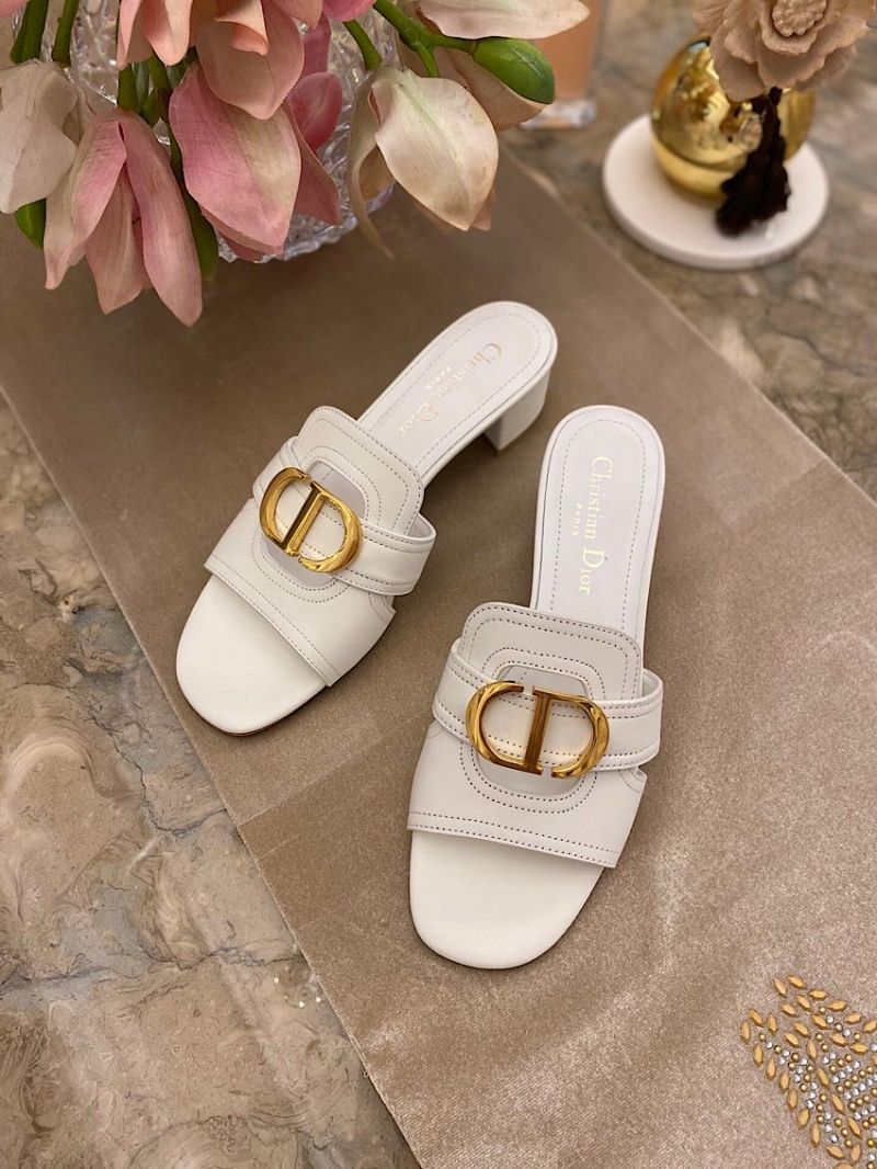 Dior 30 Montaigne Heeled Mule KCQ270 White
