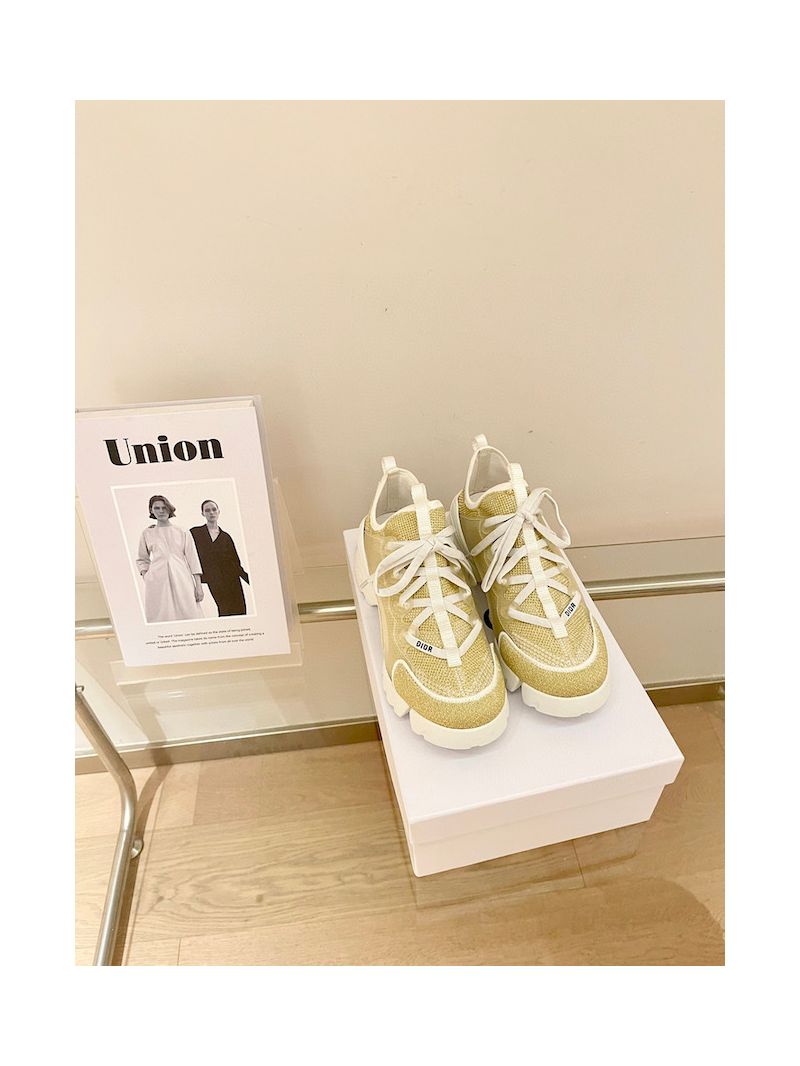Dior D-Connect Mesh Sneaker In Gold Textile KCK222