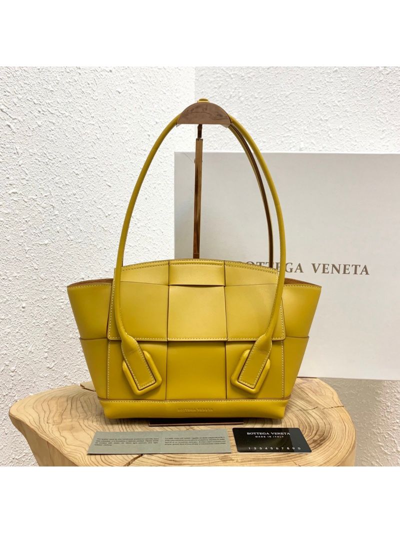 Bottega Veneta BV Arco 33 Bag In French Calf 575943 Yellow