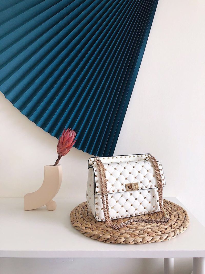 Valentino Garavani Rockstud Spike Patent Leather Chain bag White