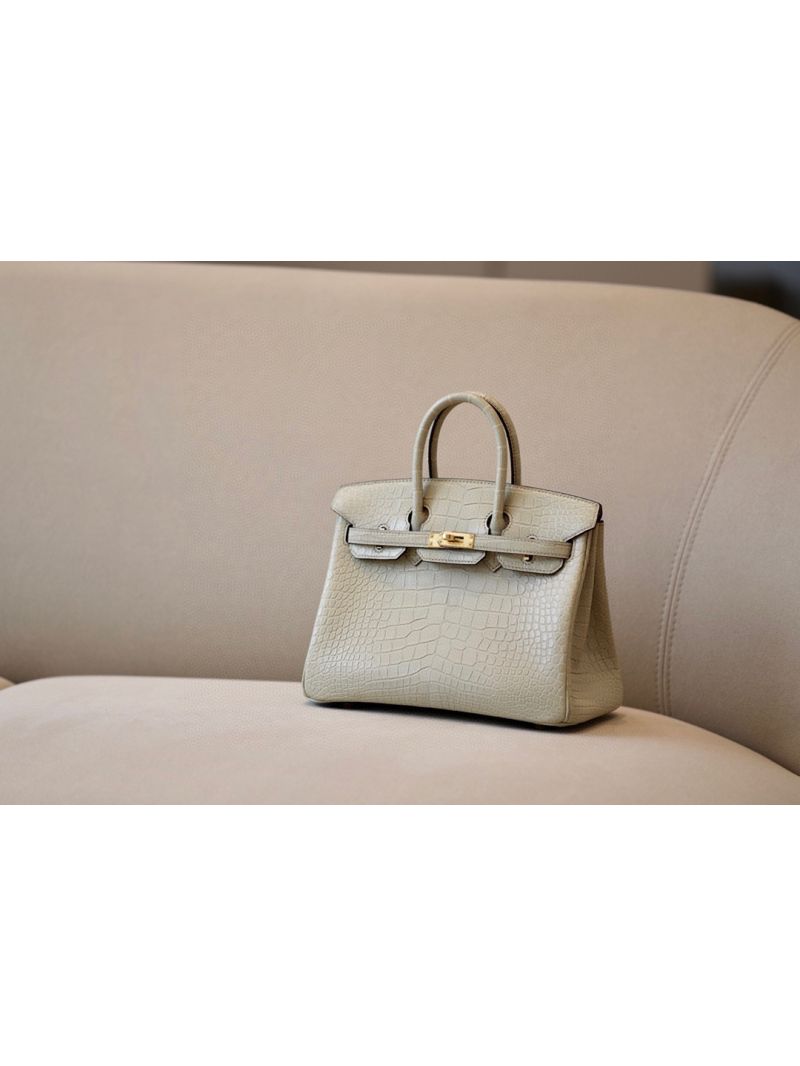 Hermes Birkin Matte Alligator Leather Vanilla