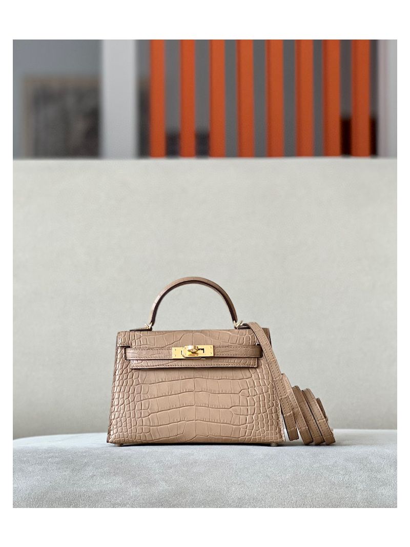 Hermès Mini Kelly Sellier II 20 in Matte Alligator Leather 0M Chai