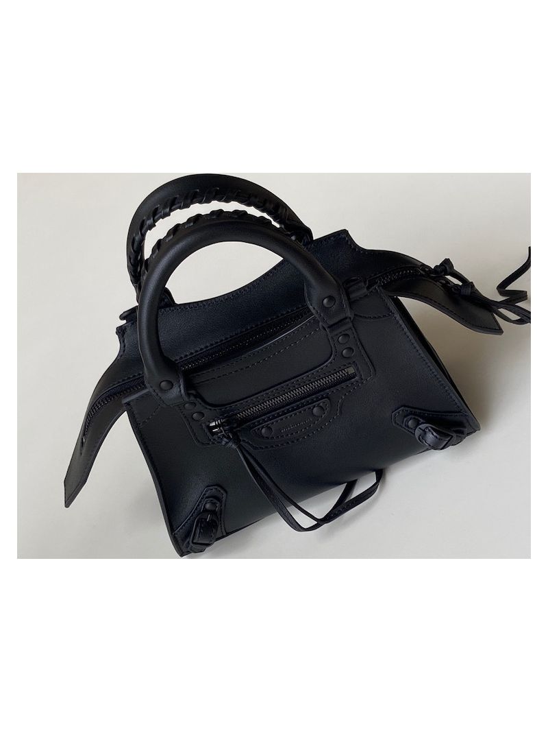 Balenciaga Neo Classic Top Handle Bag in Smooth Calfskin 638524 So Black