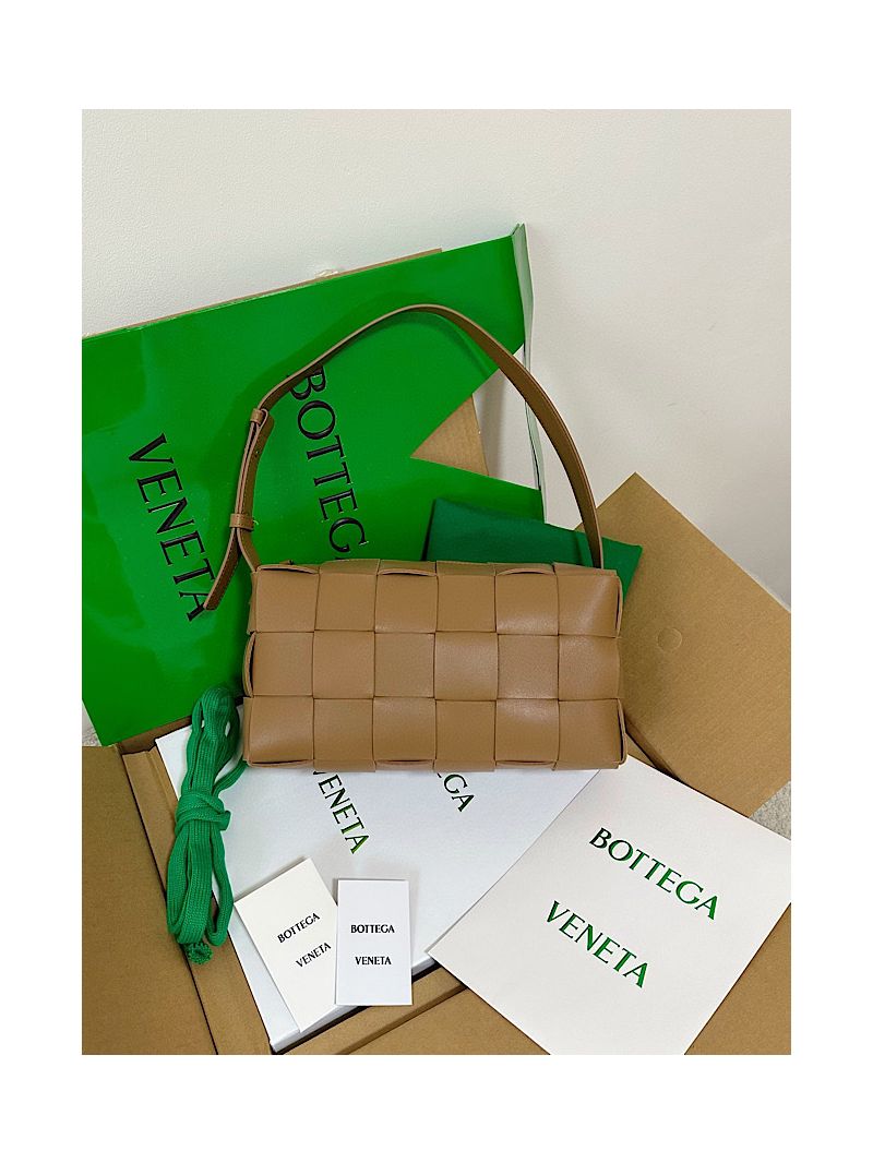 Bottega Veneta BV Brick Cassette 709360 Camel