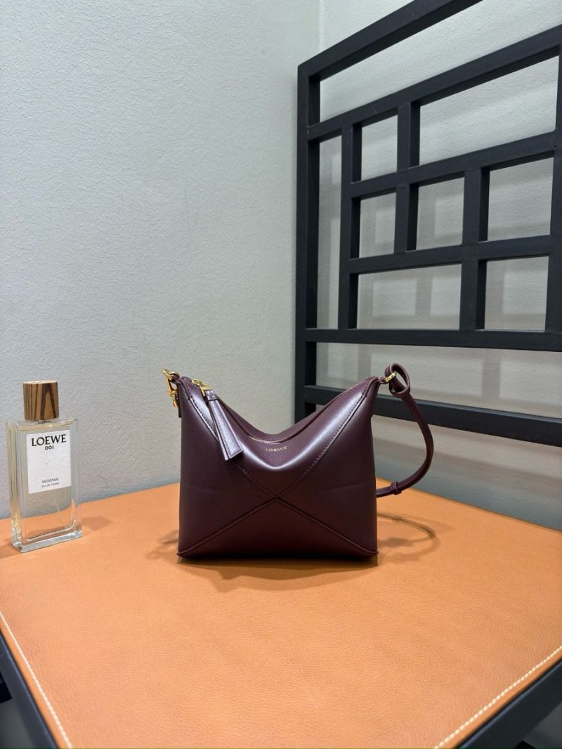 Loewe Puzzle Fold pouch in shiny nappa calfskin C510PT1 Dark Burgundy