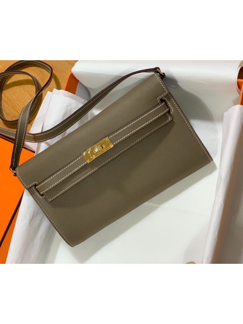 Hermes Epsom Kelly Wallet To Go in Etude