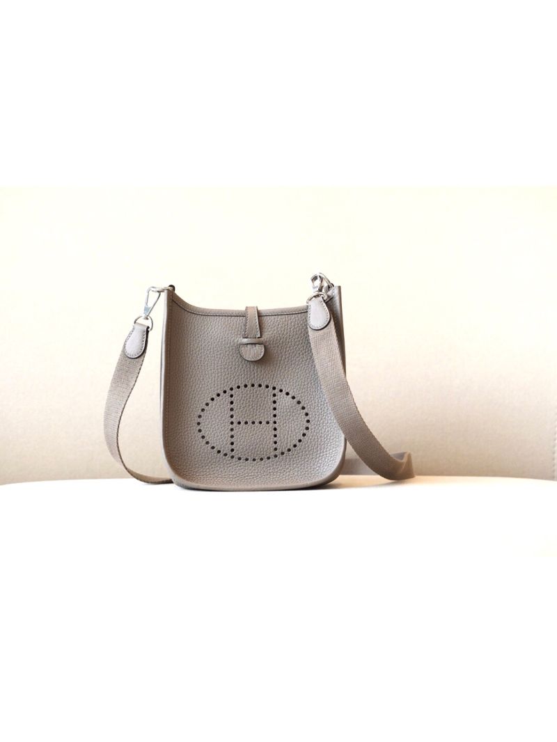 Hermes Evelyne Bag in Clemence leather Gris Alphate