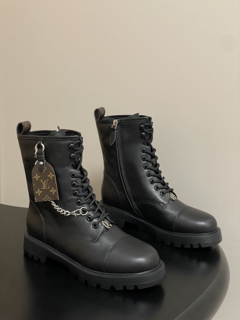 Louis Vuitton LV 1AIBT7 District Ranger Ankle Boot Black