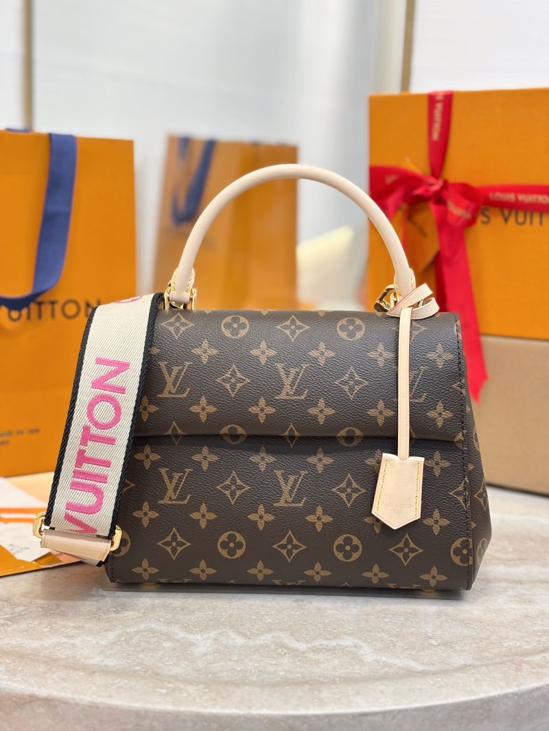 Louis Vuitton LV Cluny BB with strap M13041