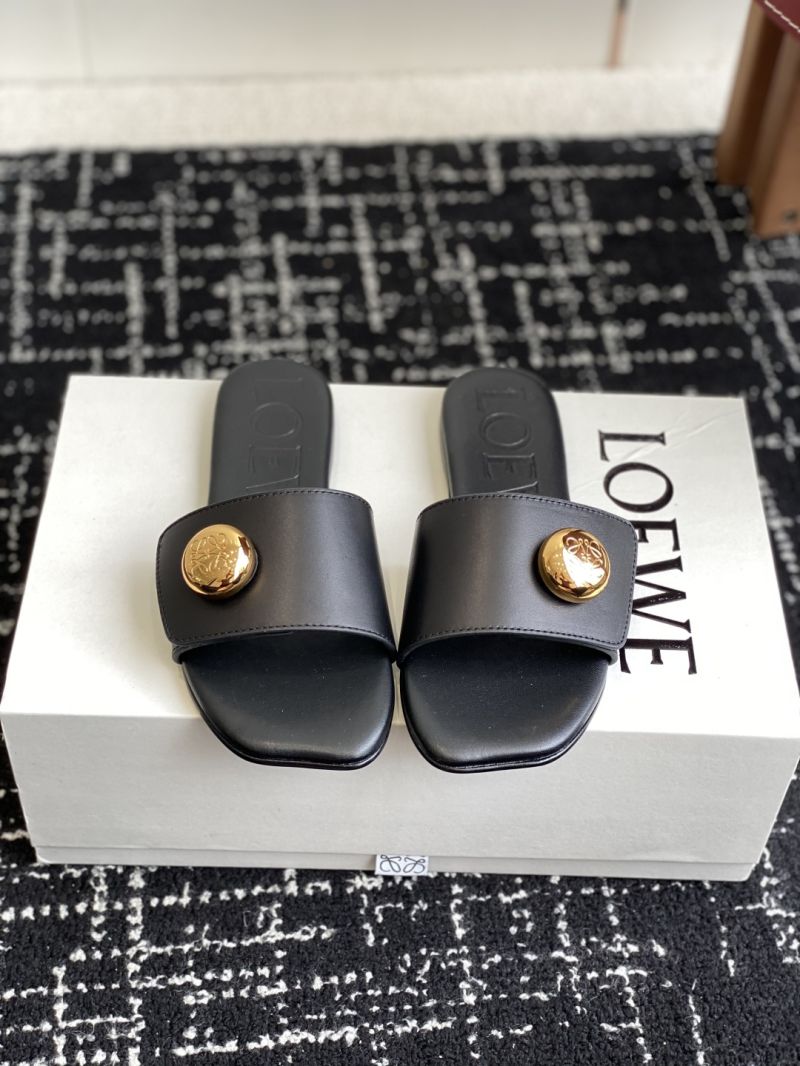 Loewe Pebble Slide in Soft Calfskin 815465XB0 Black