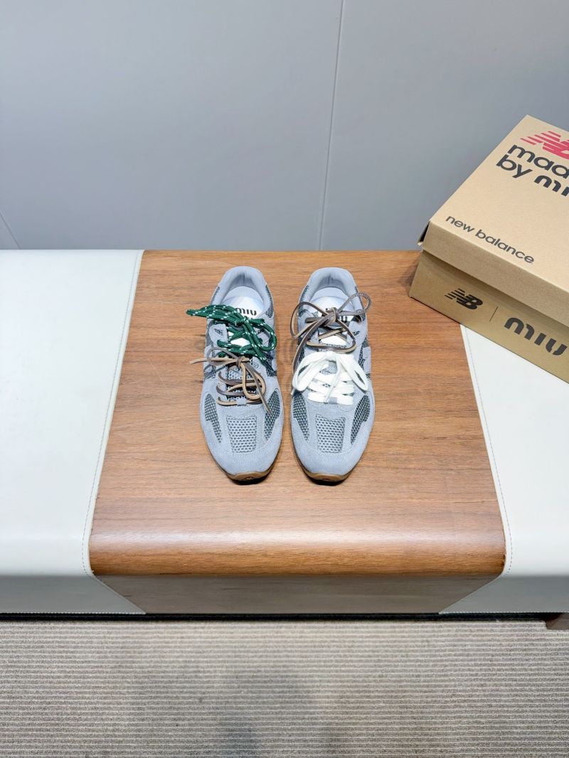 Miu Miu x New Balance Men Female 530 SL Suede and Mesh Sneakers 5E165E Periwinkle Blue