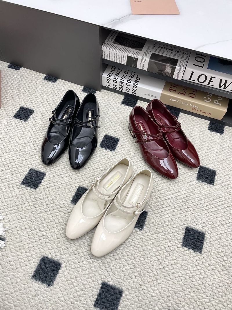 Miu Miu Patent Leather Slingback Pumps with Buckles 5I522E Black