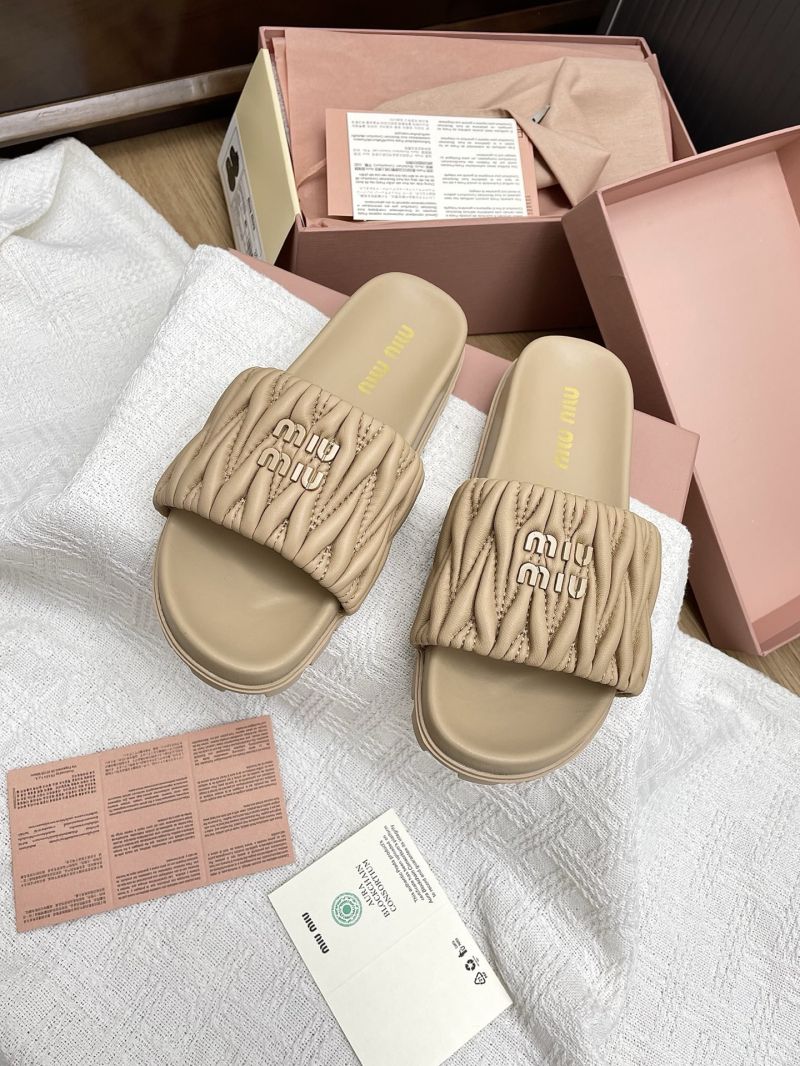 Miu Miu Logo Detailed Slip-On Sandals 5XX601 Nude