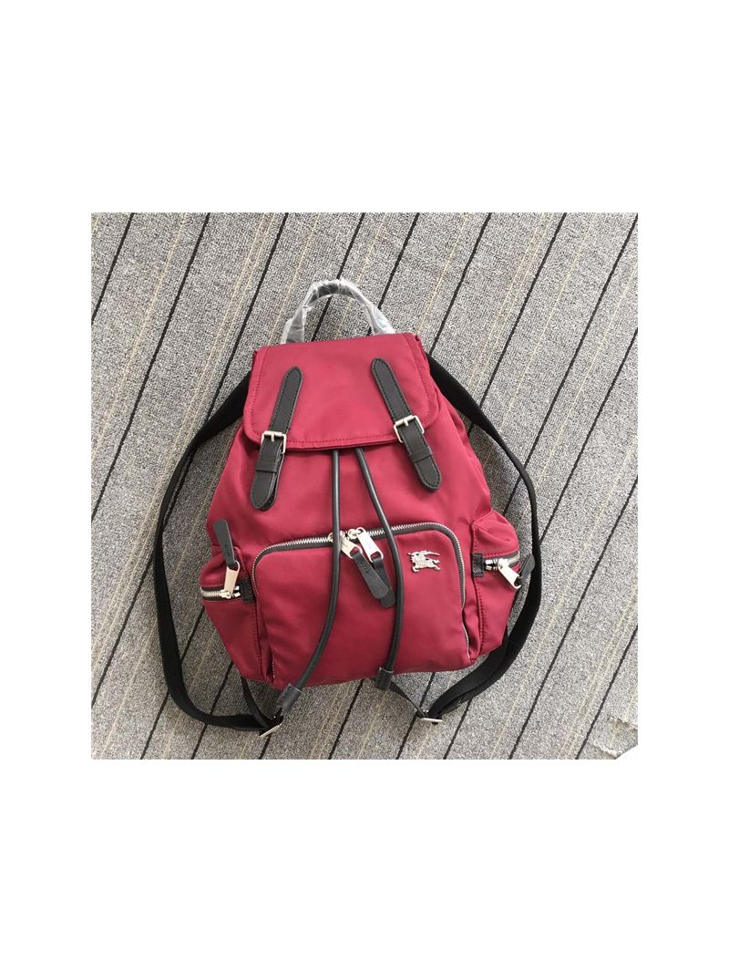 Burberry The Medium Rucksack in red Puffer Nylon and Leather