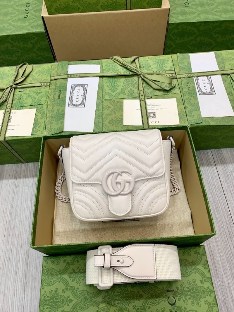 Gucci GG Marmont matelassé mini shoulder bag 739681 white