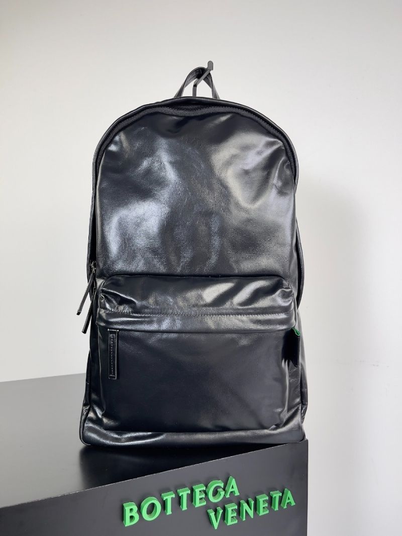 Bottega Veneta BV Medium Archetype Backpack in black lambskin