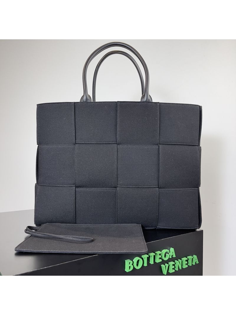 Bottega Veneta BV Large Arco Tote Bag 718401 black